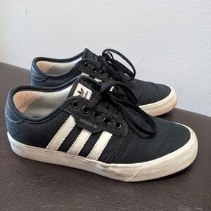 Adidas Black and White Tennis Shoes Size 5